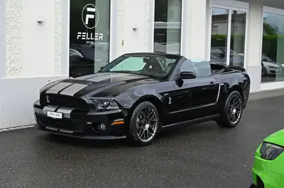 Ford Mustang Shelby GT500 Cabriolet — Muscle car légendaire, boîte manuelle, 557 ch — exterior view