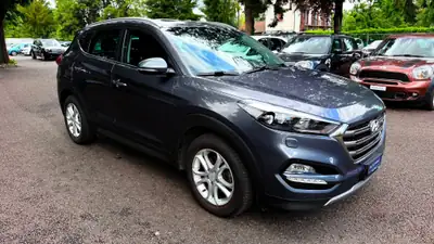Hyundai Tucson 1.7 CRDI Vertex — SUV diesel économe, première main expertisée — side view