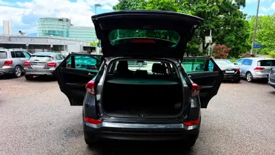 Hyundai Tucson 1.7 CRDI Vertex — SUV diesel économe, première main expertisée — Thumbnail 7