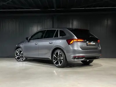 Skoda Scala 1.5 TSI Monte Carlo — Berline dynamique, moteur turbo, quasi-neuf — side view