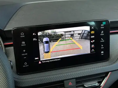 Skoda Scala 1.5 TSI Monte Carlo — Berline dynamique, moteur turbo, quasi-neuf — Thumbnail 20