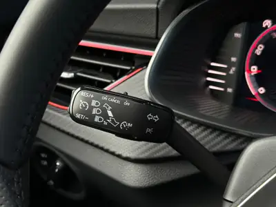 Skoda Scala 1.5 TSI Monte Carlo — Berline dynamique, moteur turbo, quasi-neuf — Thumbnail 25