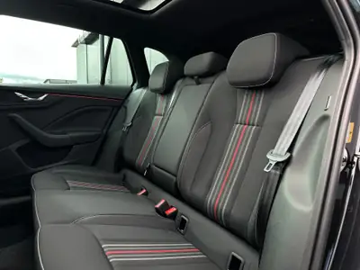 Skoda Scala 1.5 TSI Monte Carlo DSG — Berline dynamique, quasi neuve avec garantie constructeur — Miniatur 12