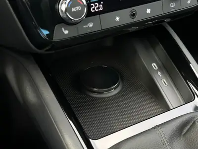 Skoda Scala 1.5 TSI Monte Carlo DSG — Berline dynamique, quasi neuve avec garantie constructeur — Miniatur 22