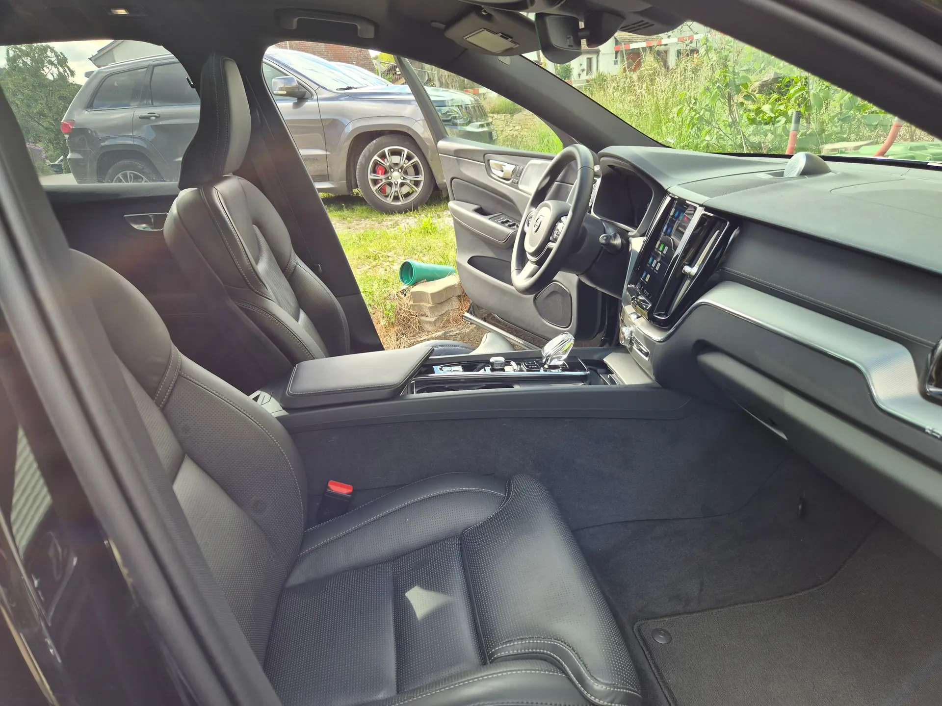 Volvo XC60 2023 occasion Beringen — 3