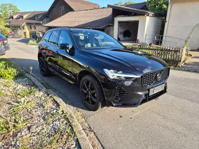 Volvo XC60 T8 Ultimate Black Edition — SUV hybride rechargeable, 37 500 km — vista esterna