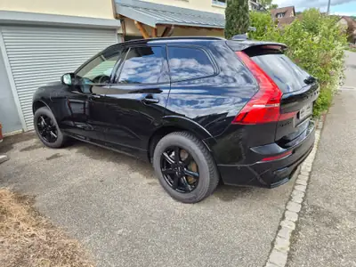 Volvo XC60 T8 Ultimate Black Edition — SUV hybride rechargeable, 37 500 km — Miniatura 8