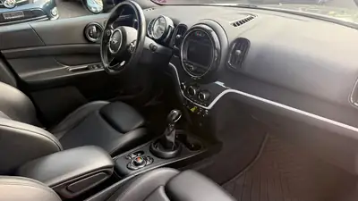 MINI Countryman Cooper S E ALL4 PHEV — Hybride rechargeable performant, 158'000 km — detail
