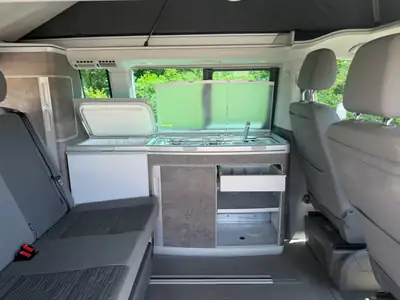 VW T6.1 California Ocean Liberty — Camping-car 4Motion, entretien complet inclus — Armaturenbrett