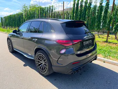 Mercedes-Benz GLC 43 AMG — SUV sportif 421 ch, faible kilométrage, 4Matic — Thumbnail 9