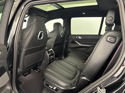 BMW X7 xDrive 48 40d M Sport Pro — SUV premium 7 places avec motorisation hybride diesel — detail