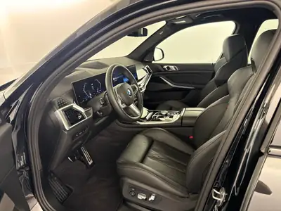 BMW X7 xDrive 48 40d M Sport Pro — SUV premium 7 places avec motorisation hybride diesel — dashboard