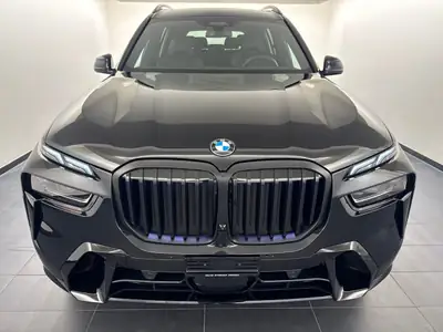 BMW X7 xDrive 48 40d M Sport Pro — SUV premium 7 places avec motorisation hybride diesel — Thumbnail 16