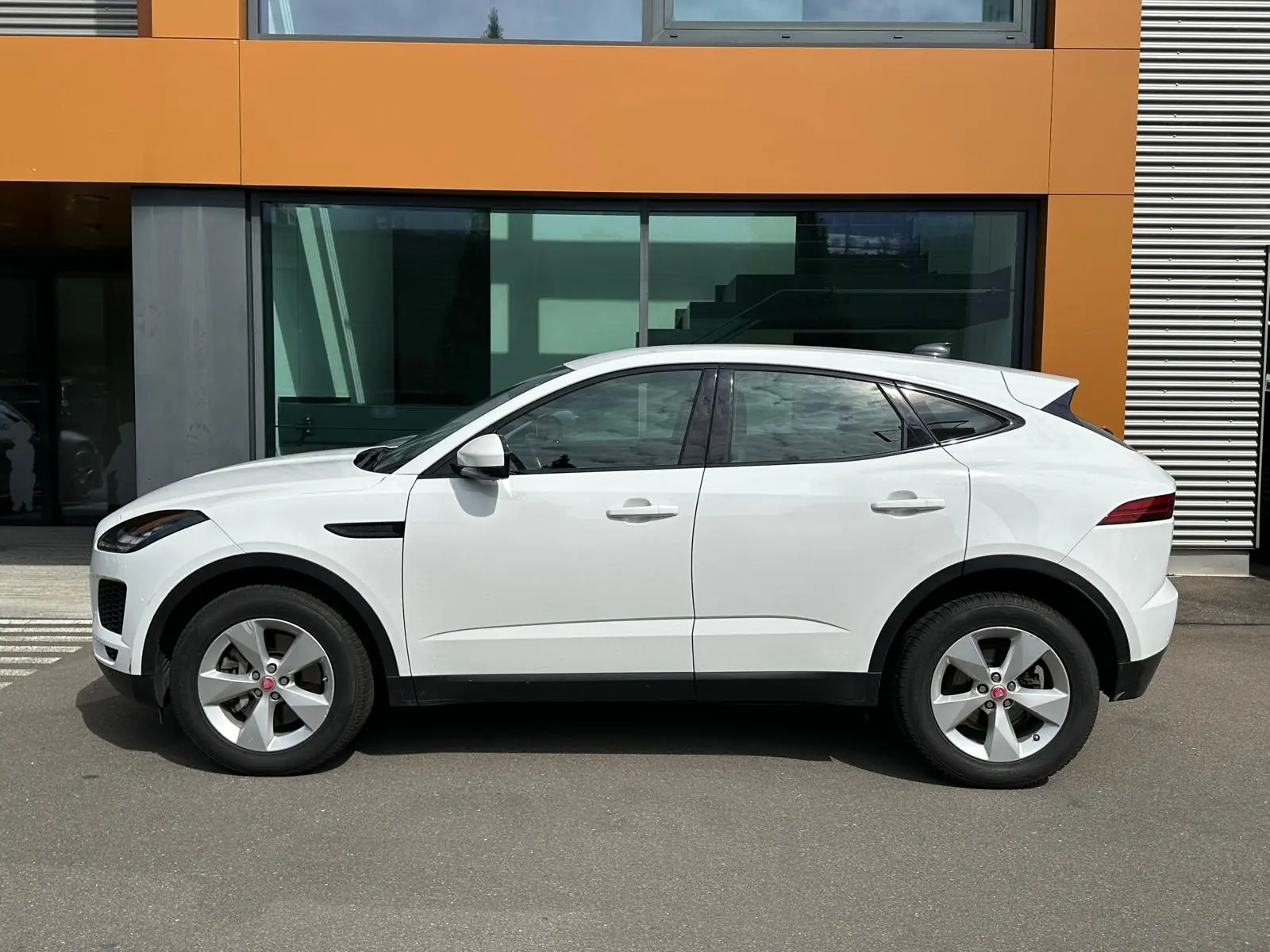 Jaguar E-Pace 2020 occasion Wollerau — 4
