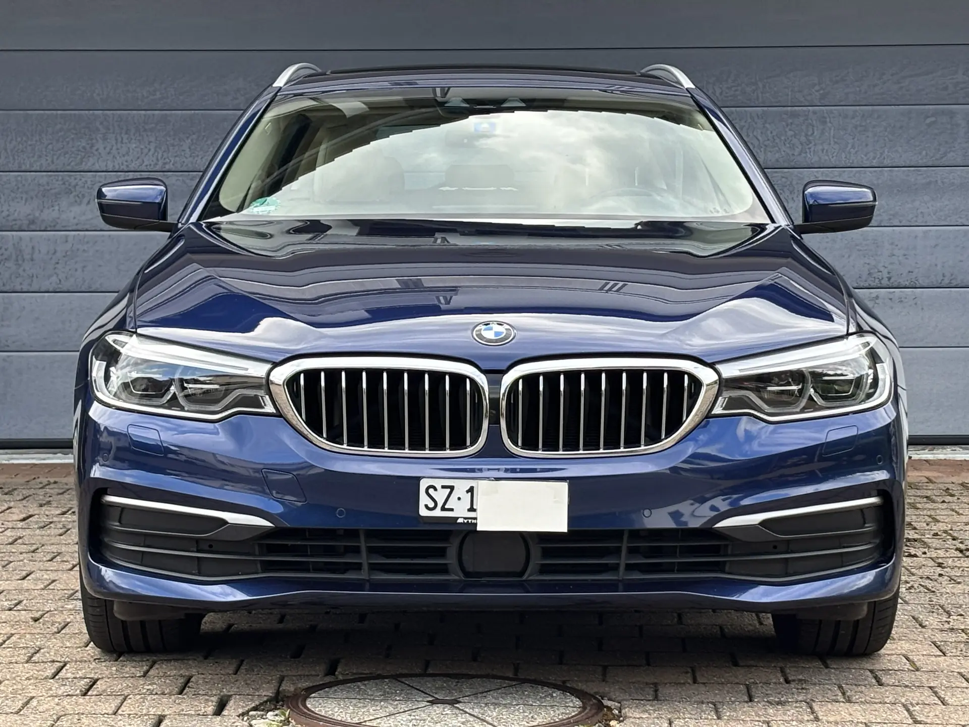 BMW 530i Touring — Berline familiale élégante, première main, sans accident — vue extérieure