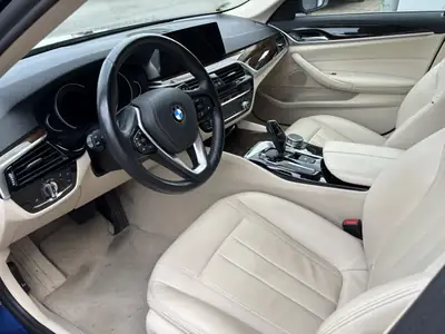 BMW 530i Touring — Berline familiale élégante, première main, sans accident — Miniature 7