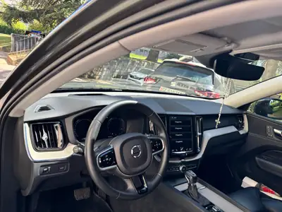 Volvo XC60 2.0 D5 Inscription AWD — SUV premium 44'000 km, état impeccable — Miniatura 7