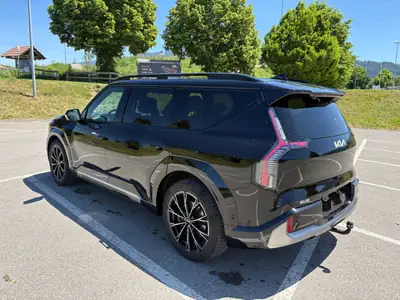 Kia EV9 99.8 kWh GT-Line 4x4 — SUV électrique 7 places, 385 ch, faible kilométrage — fianco