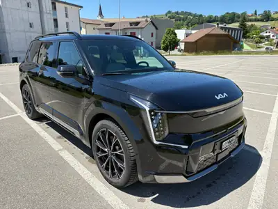 Kia EV9 99.8 kWh GT-Line 4x4 — SUV électrique 7 places, 385 ch, faible kilométrage — vista esterna