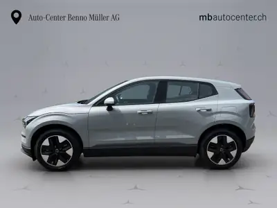 Volvo EX30 E60 Core — SUV électrique compact, 272 ch et seulement 10'000 km — côté