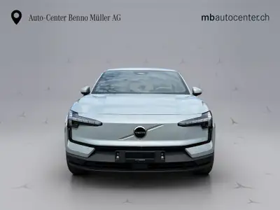 Volvo EX30 E60 Core — SUV électrique compact, 272 ch et seulement 10'000 km — Miniature 8