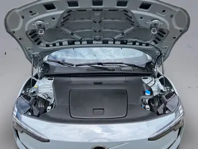 Volvo EX30 E60 Core — SUV électrique compact, 272 ch et seulement 10'000 km — Miniature 19