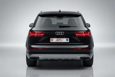 Audi Q7 50 TDI Quattro S-Line — SUV premium 7 places, diesel performant, équipement haut de gamme — Innenraum