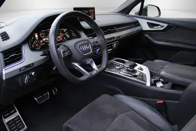 Audi Q7 50 TDI Quattro S-Line — SUV premium 7 places, diesel performant, équipement haut de gamme — Miniatur 9
