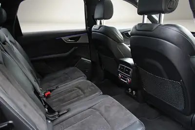 Audi Q7 50 TDI Quattro S-Line — SUV premium 7 places, diesel performant, équipement haut de gamme — Miniatur 12