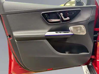 Mercedes-Benz GLC 220 d AMG Line 4matic — SUV premium diesel hybride, très peu kilométré — Miniature 16