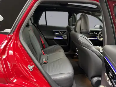 Mercedes-Benz GLC 220 d AMG Line 4matic — SUV premium diesel hybride, très peu kilométré — Miniature 18