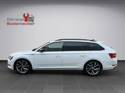 Skoda Superb Combi 2.0 TDi SportLine+ 4×4 — Break premium diesel, équipement haut de gamme — rear view