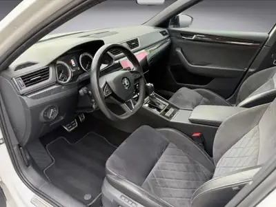 Skoda Superb Combi 2.0 TDi SportLine+ 4×4 — Break premium diesel, équipement haut de gamme — Thumbnail 9