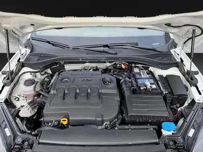 Skoda Superb Combi 2.0 TDi SportLine+ 4×4 — Break premium diesel, équipement haut de gamme — Thumbnail 15