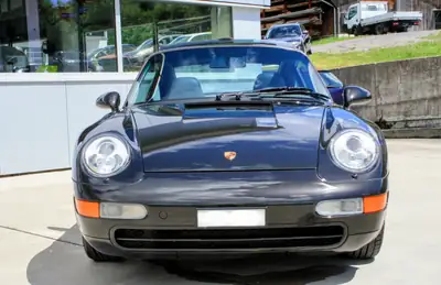 Porsche 911 Targa 993 — Icône des années 90, Tiptronic, état d'origine préservé — côté