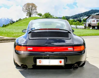 Porsche 911 Targa 993 — Icône des années 90, Tiptronic, état d'origine préservé — intérieur