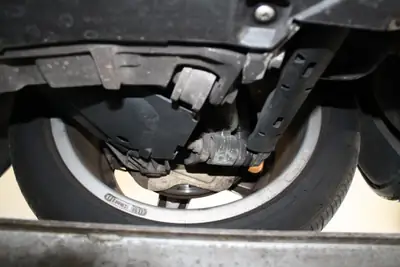 Porsche 911 Targa 993 — Icône des années 90, Tiptronic, état d'origine préservé — Miniature 11