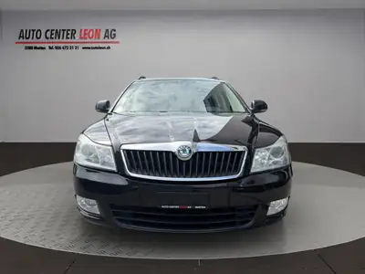 Skoda Octavia Combi 1.8 TSI — Break polyvalent, moteur dynamique et sans sinistre — exterior view