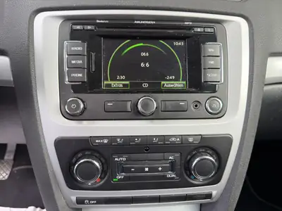 Skoda Octavia Combi 1.8 TSI — Break polyvalent, moteur dynamique et sans sinistre — Thumbnail 15