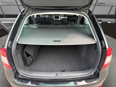 Skoda Octavia Combi 1.8 TSI — Break polyvalent, moteur dynamique et sans sinistre — Thumbnail 19