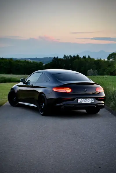 Mercedes-Benz C 63 S AMG — Coupé sport haute performance, 510 ch — Seitenansicht