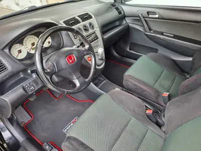 Honda Civic 2.0i Type R EP3 — Sportive culte, 200 ch, préparée et impeccable — dashboard