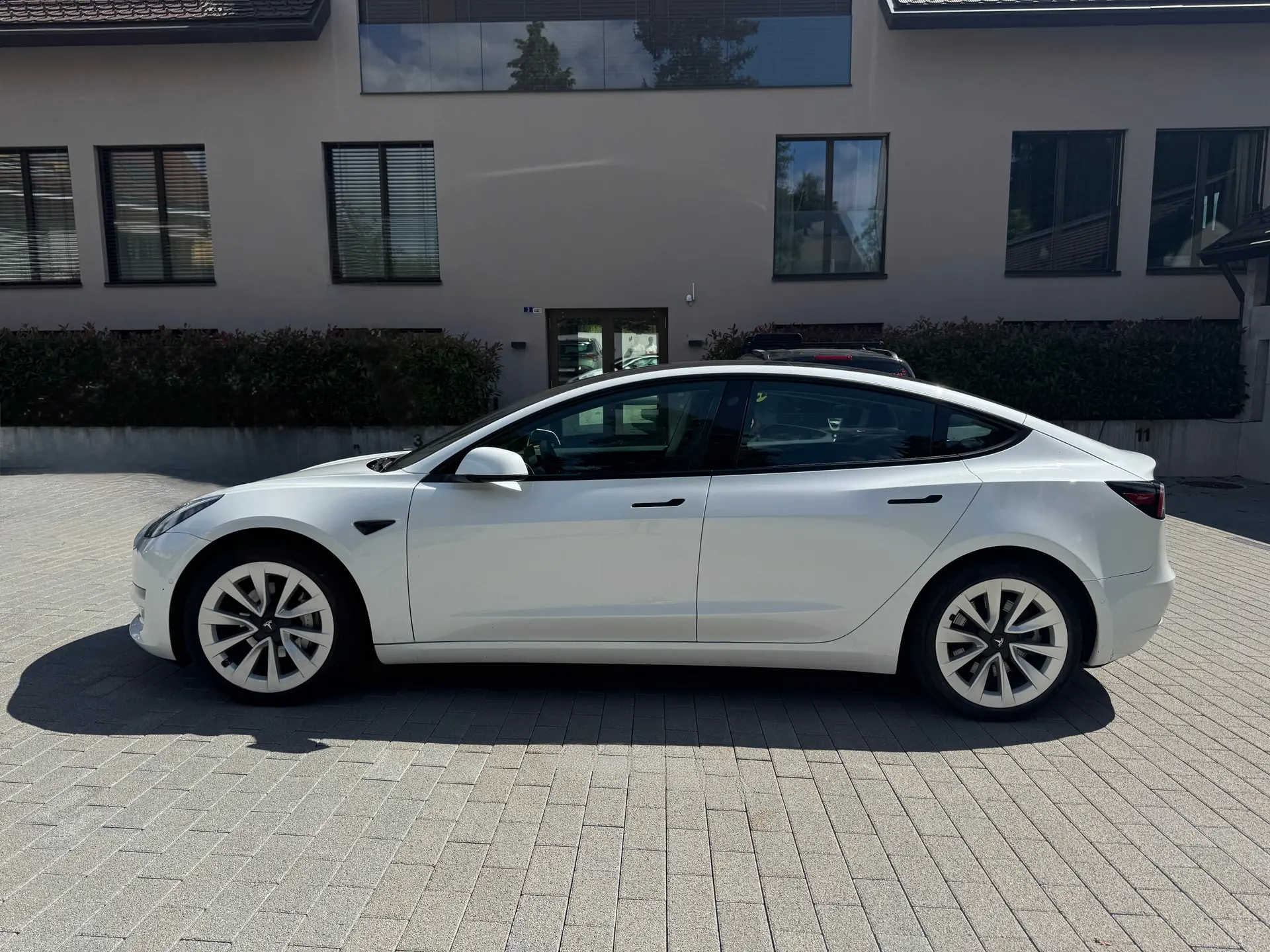 Tesla Model 3 2020 occasion Froideville — 3