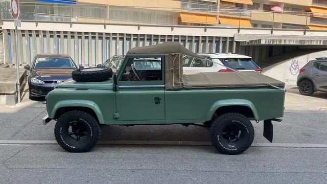 Land Rover 88 110 1984 occasion Carouge — 5