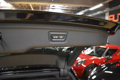 BMW 320d xDrive Touring M Sport — Berline familiale diesel, équipement haut de gamme et service gratuit — Thumbnail 28