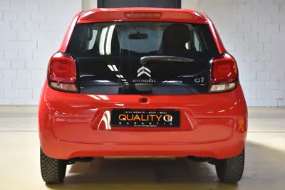 Citroën C1 1.0 VTi Shine — Petite citadine économique, modèle 2021 restylisé — intérieur