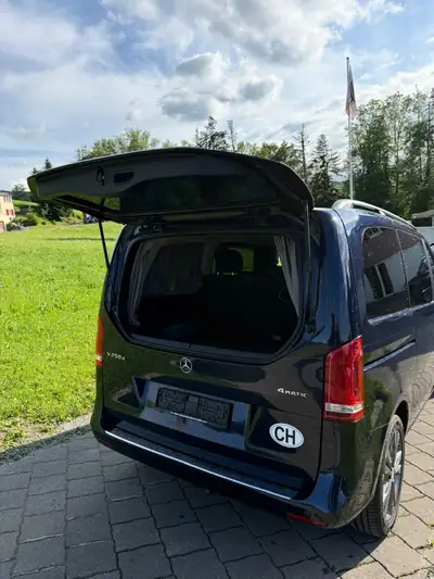 Mercedes-Benz V 250 d 4matic — Camping-car aménagé, 4 roues motrices, lit intégré — detail