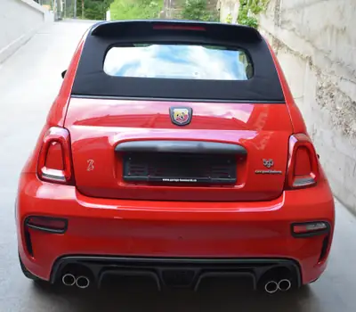 Fiat 500 Abarth 1.4 T-Jet 180 Competizione — Cabriolet sportif, 25 500 km, frais de révision inclus — tableau de bord