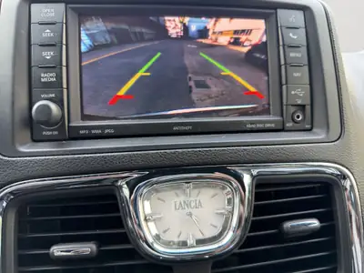 Lancia Voyager 2.8D S Automatic — Monospace 7 places fiable, diesel économique — Thumbnail 9