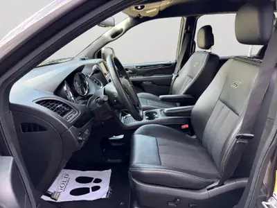Lancia Voyager 2.8D S Automatic — Monospace 7 places fiable, diesel économique — Thumbnail 8